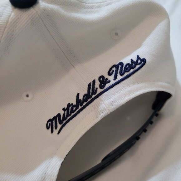 Knicks hat 🧢 - Picture 6 of 7